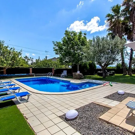 빌라 Catalunya Casas Stunning With Private Pool 33 Km To Barcelona *
